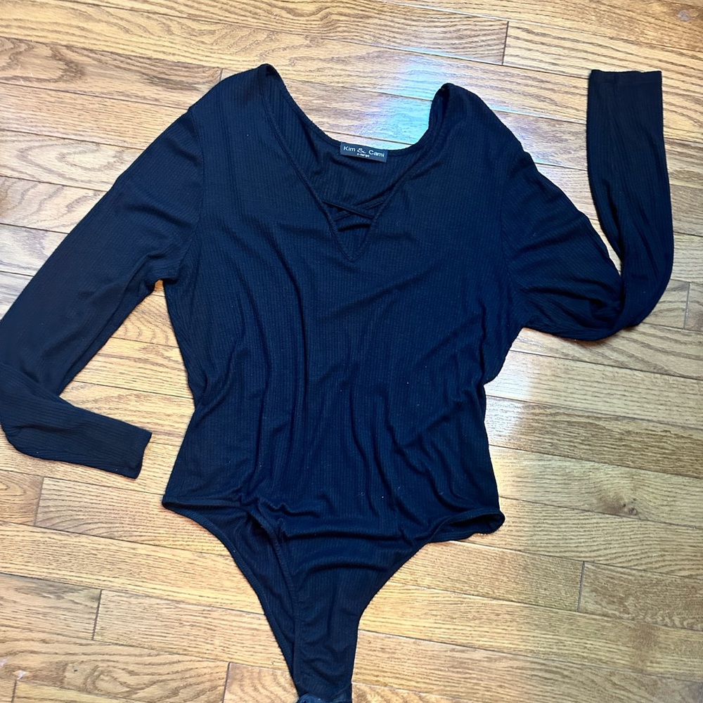 Kim & Cami Black V-Neck Bodysuit